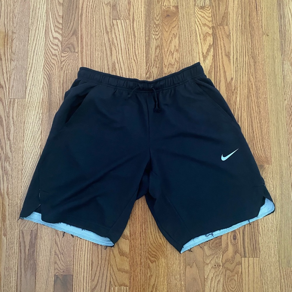 Nike men’s shorts size XL